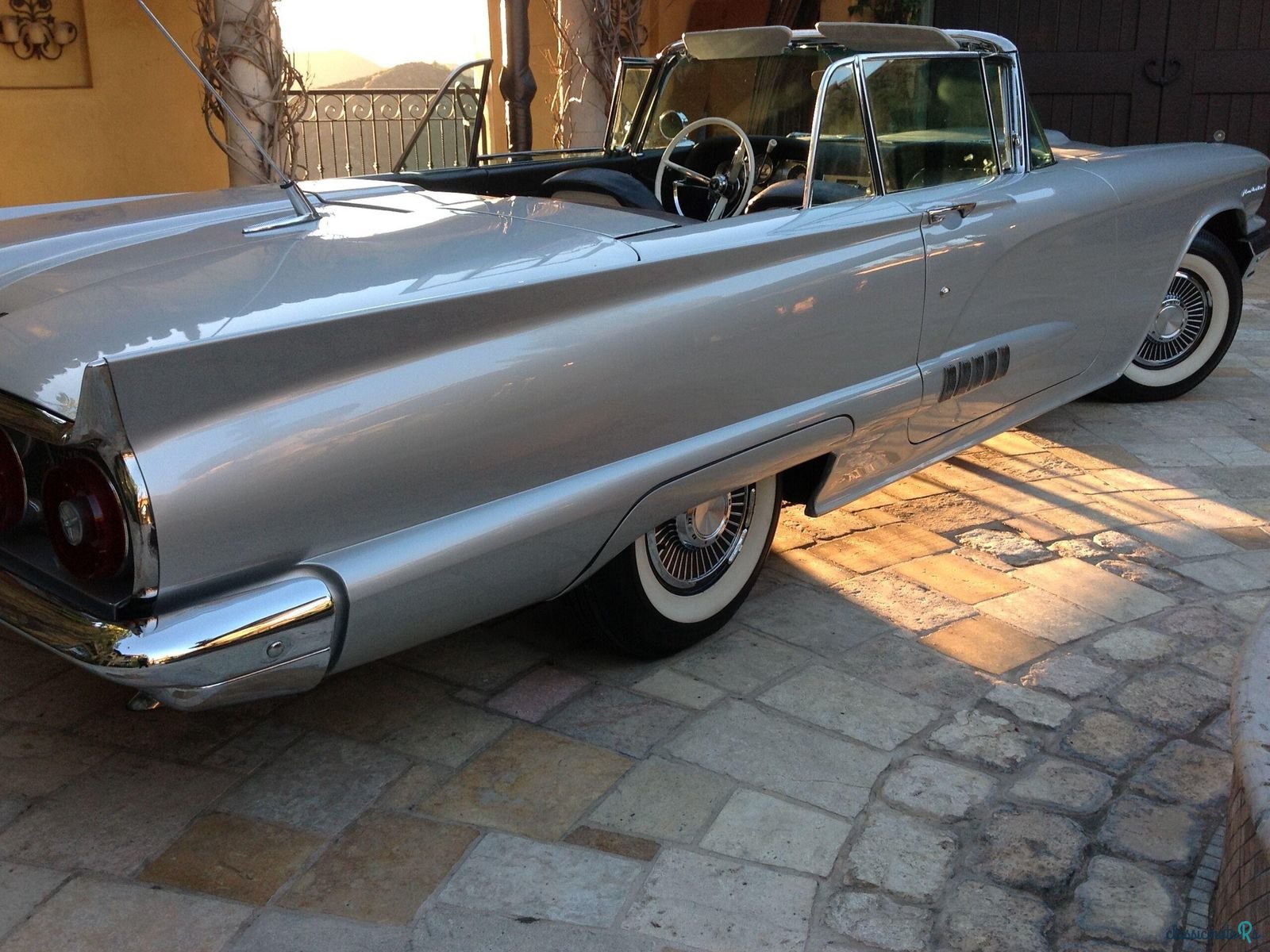 1958' Ford Thunderbird photo #2