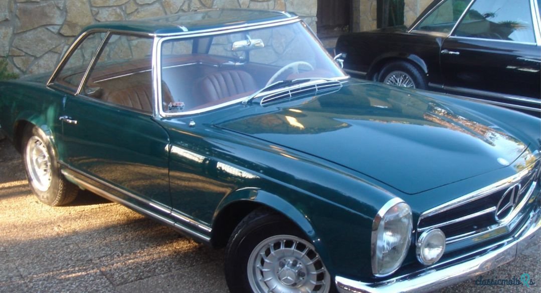 1965' Mercedes-Benz 230 photo #5