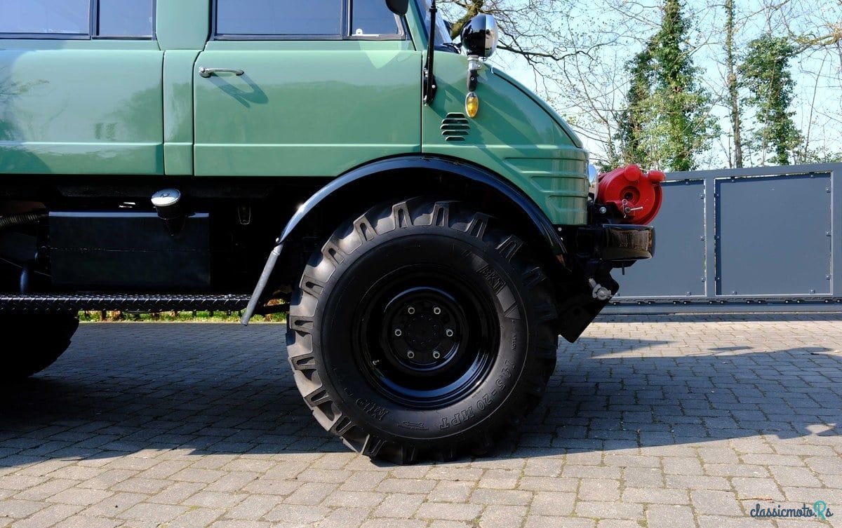 1971' Mercedes-Benz Unimog photo #2