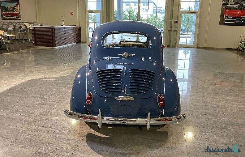 1957' Renault 4CV photo #4