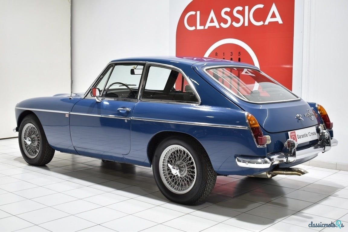 1969' MG MGC photo #2