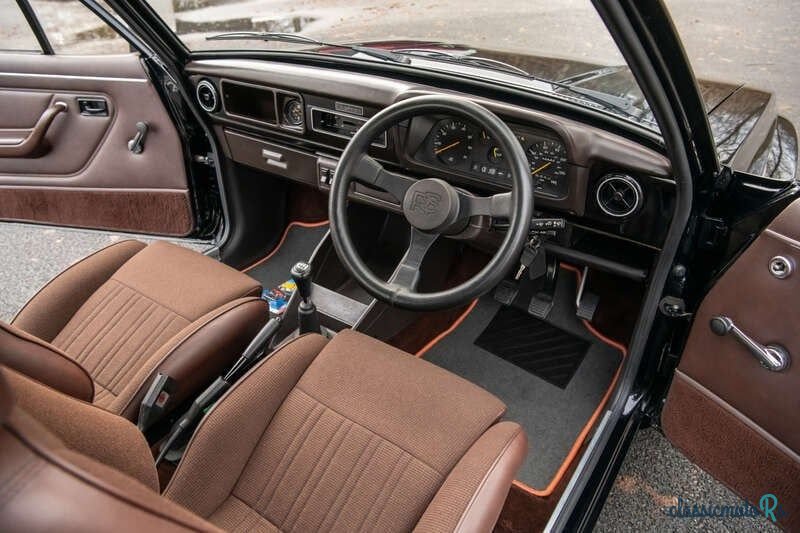 1980' Ford Escort photo #2