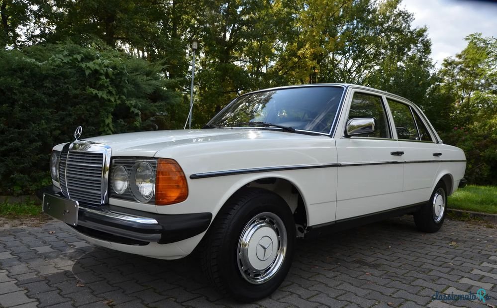 1980' Mercedes-Benz W123 photo #3