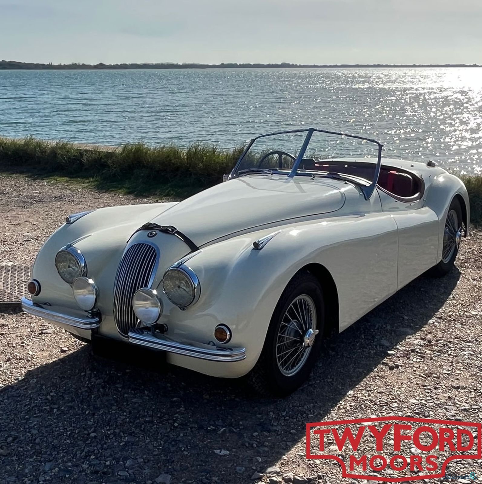 1950' Jaguar Xk120 photo #2