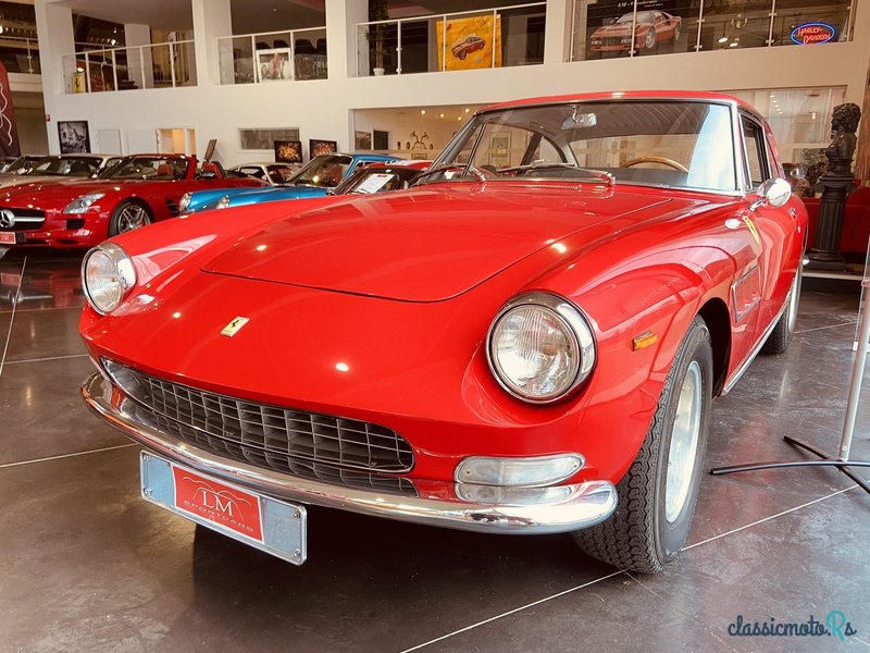 1966' Ferrari 330 Gt 2+2 photo #5