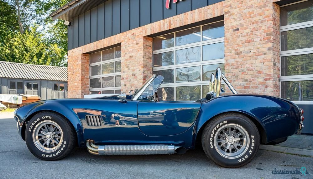 1965' AC Cobra photo #2