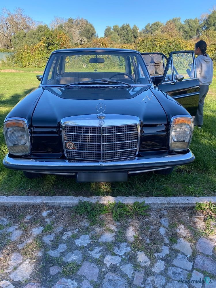 1970' Mercedes-Benz 220 photo #1