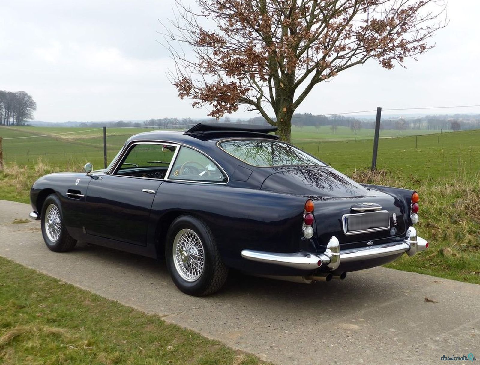 1964' Aston Martin DB5 Vantage photo #4