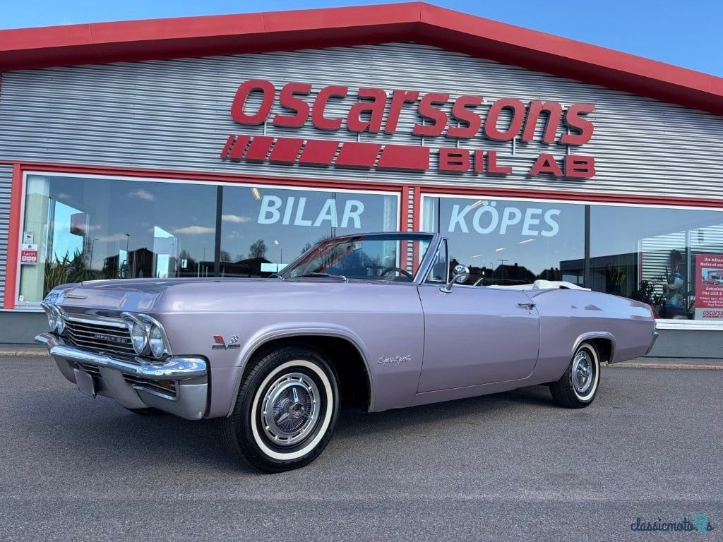 1965' Chevrolet Impala photo #2