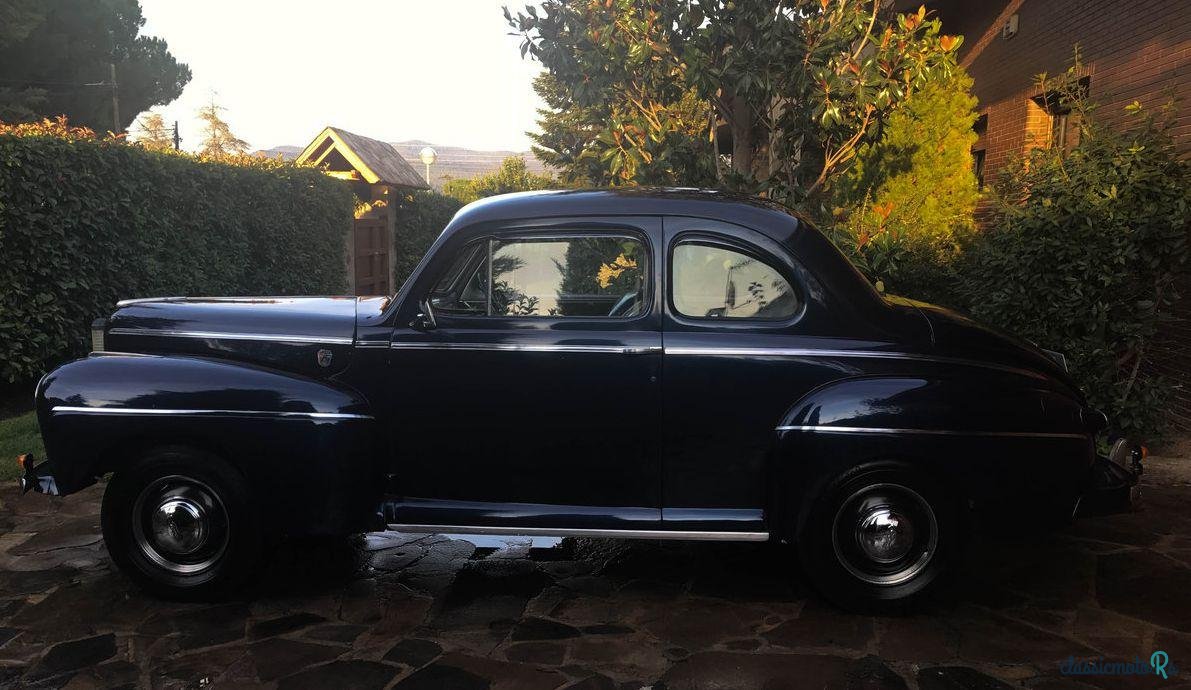 1942' Ford Deluxe Super Deluxe Coupe photo #5