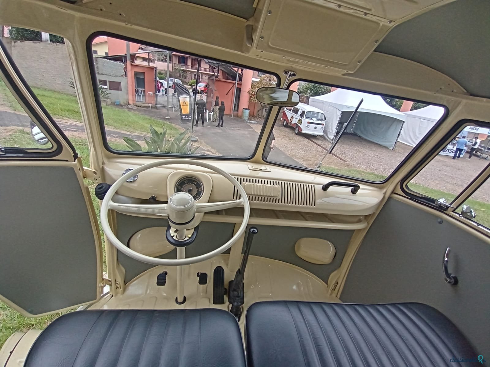 1972' Volkswagen Vans photo #3