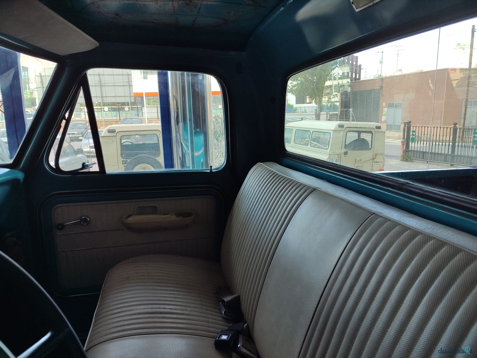 1969' Ford Custom Deluxe photo #6