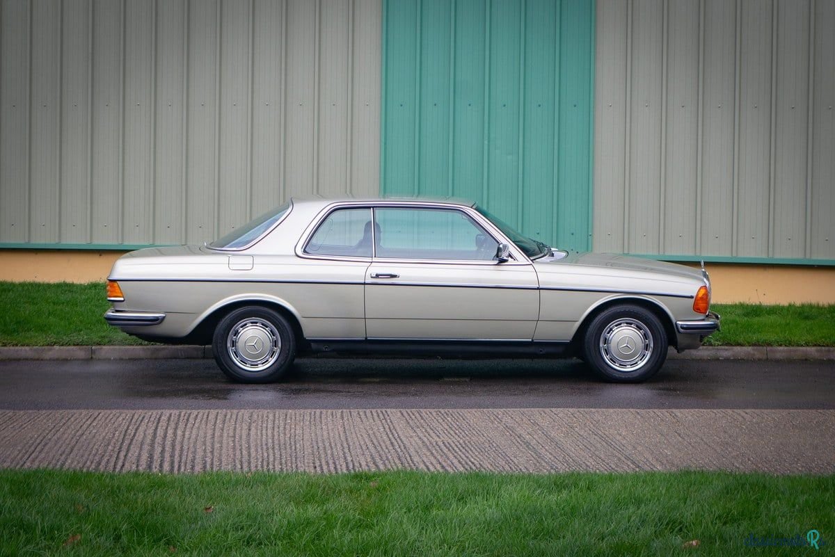 1980' Mercedes-Benz 280 photo #4