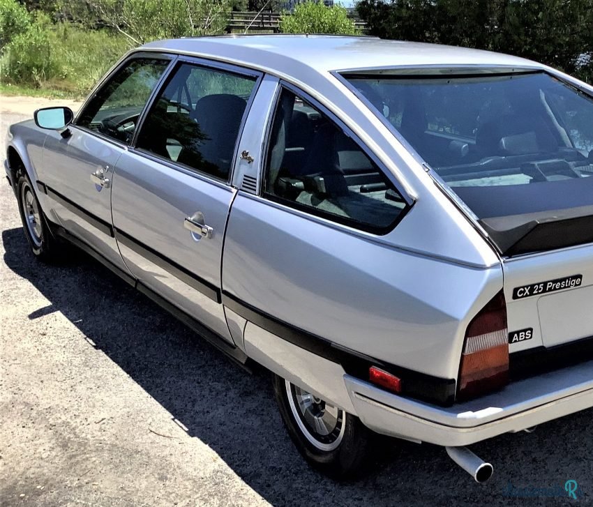 1988' Citroen CX photo #2