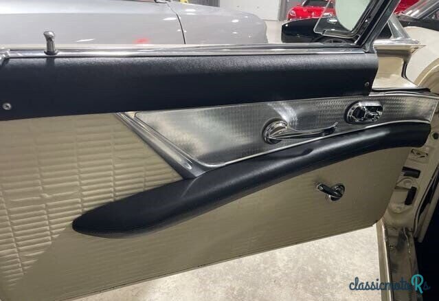 1957' Ford Thunderbird photo #6