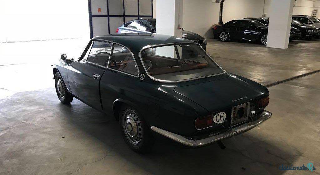 1967' Alfa Romeo Giulia Sprint GT Veloce photo #1