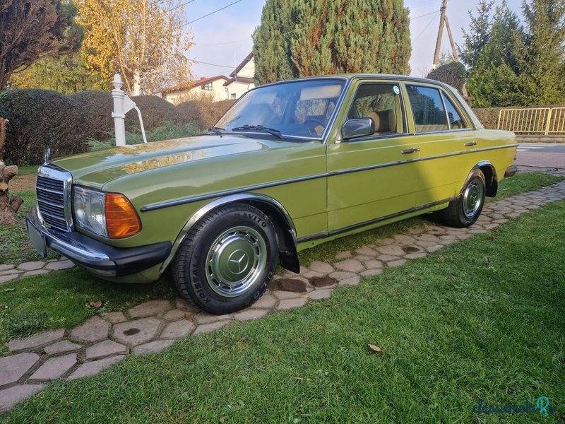 1980' Mercedes-Benz W123 photo #5