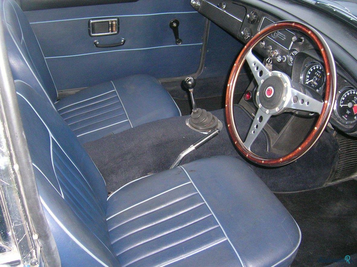 1968' MG MGC C Gt photo #3