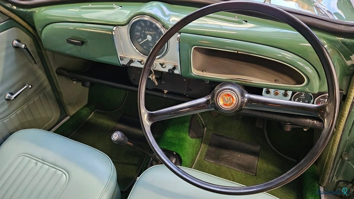 1968' Morris Minor photo #4