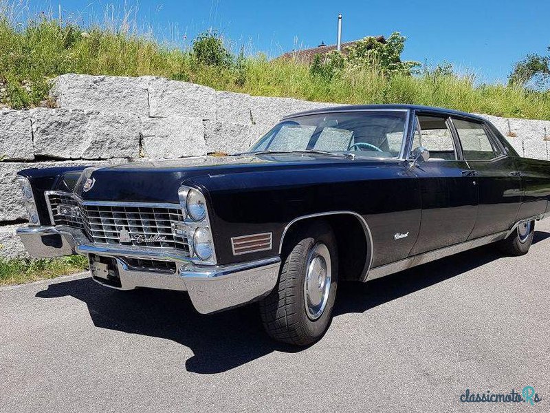 1967' Cadillac Fleetwood photo #2