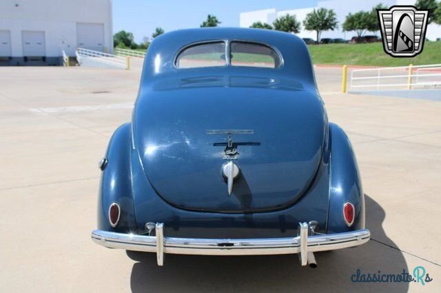 1939' Ford Deluxe photo #4