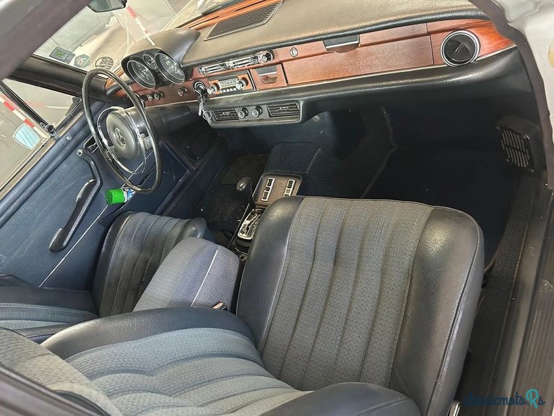 1971' Mercedes-Benz 280 photo #3