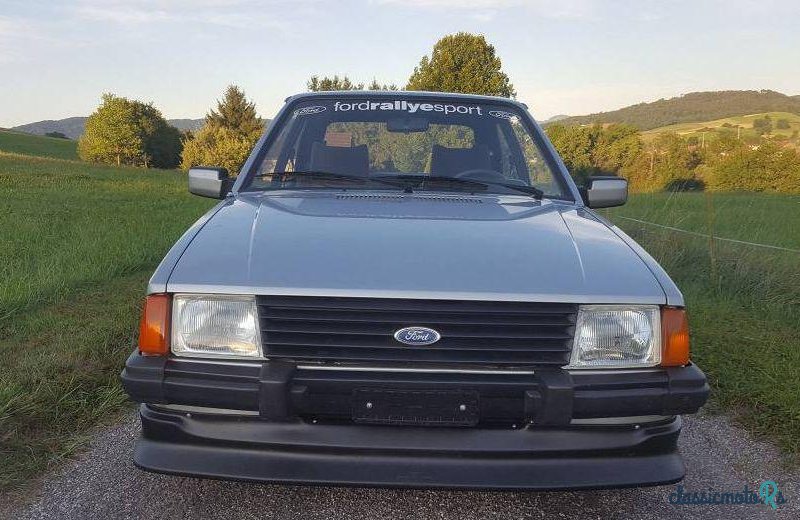 1984' Ford Escort photo #2