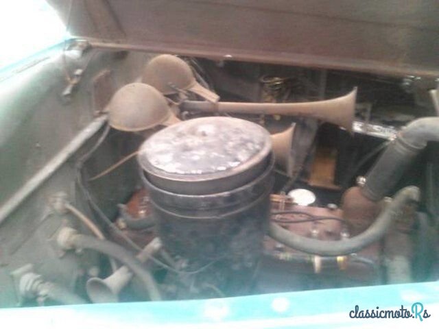 1941' Chrysler Royal photo #4