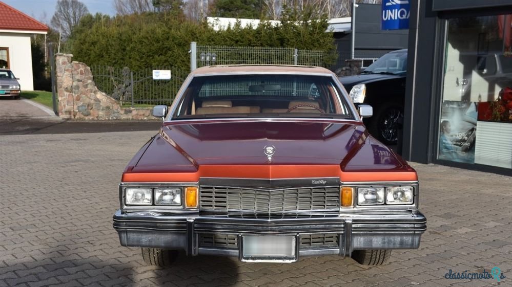 1977' Cadillac Fleetwood photo #4