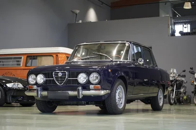 1972' Alfa Romeo Giulia