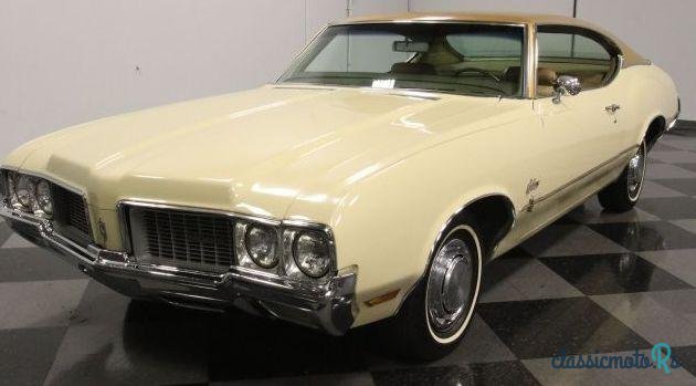 1970' Oldsmobile Cutlass photo #3