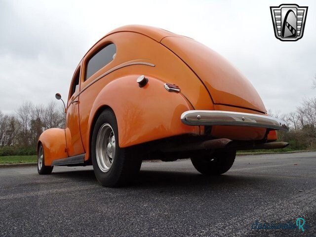 1940' Ford Custom photo #5