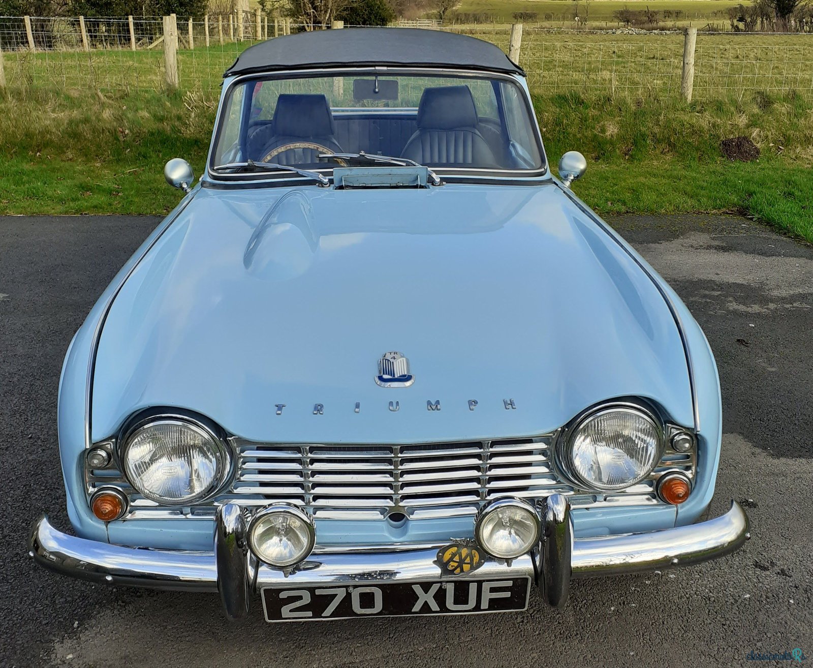 1962' Triumph Tr4 photo #4