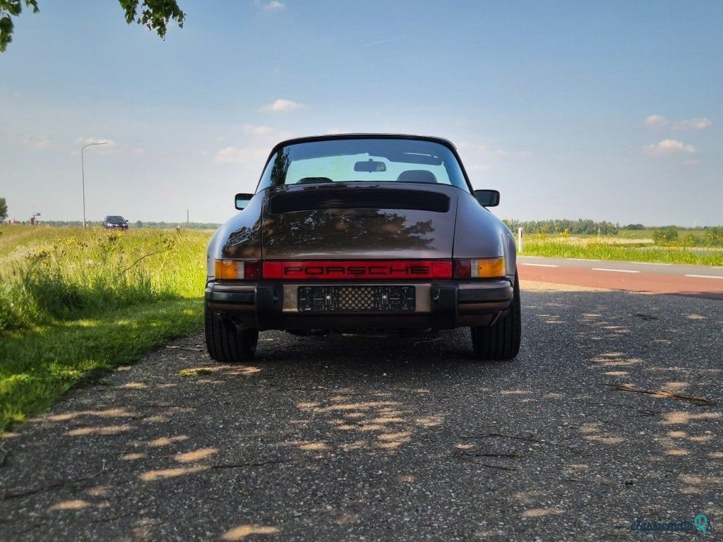 1983' Porsche 911 3.0Sc Targa photo #6