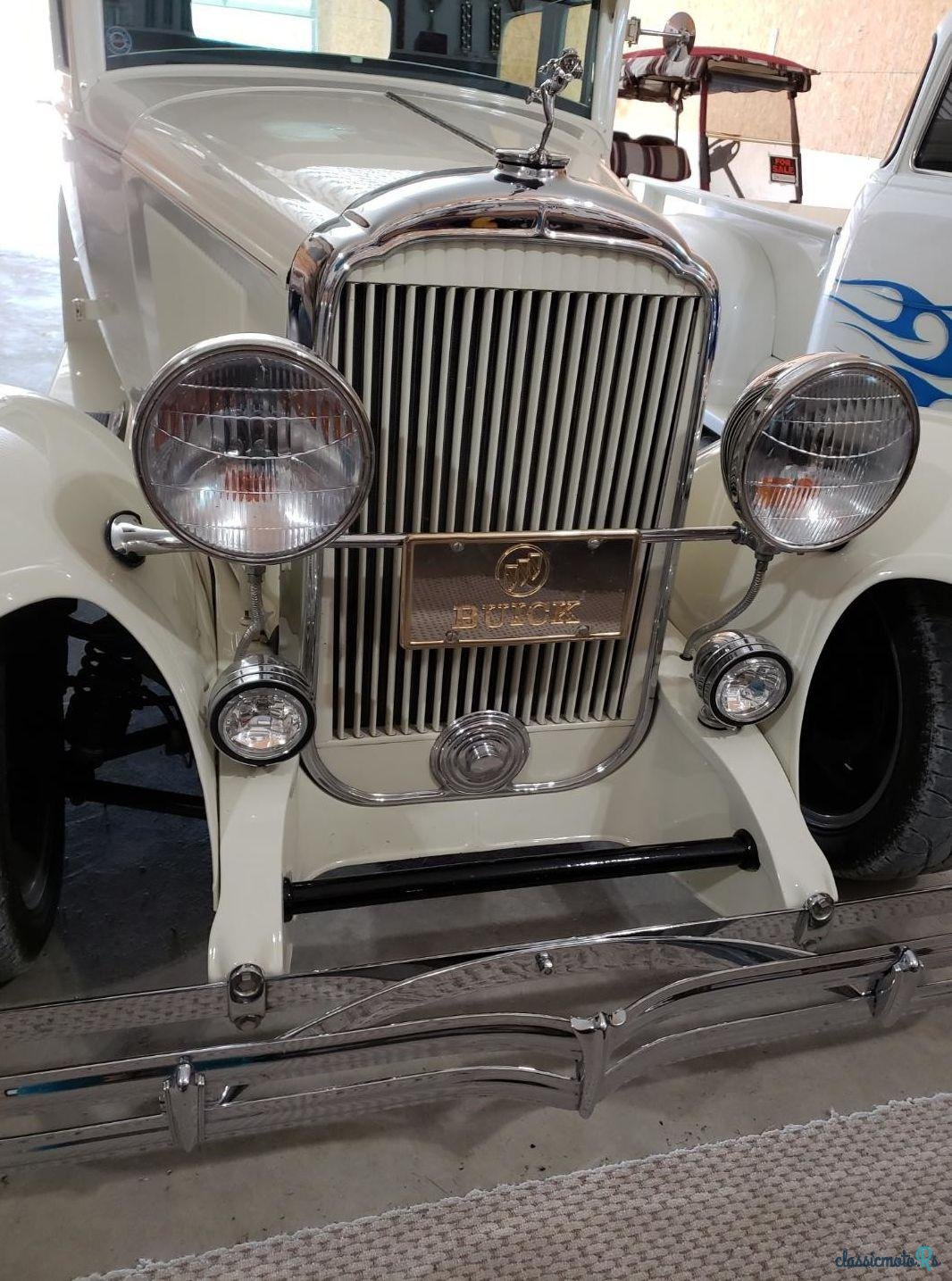 1930' Buick photo #1