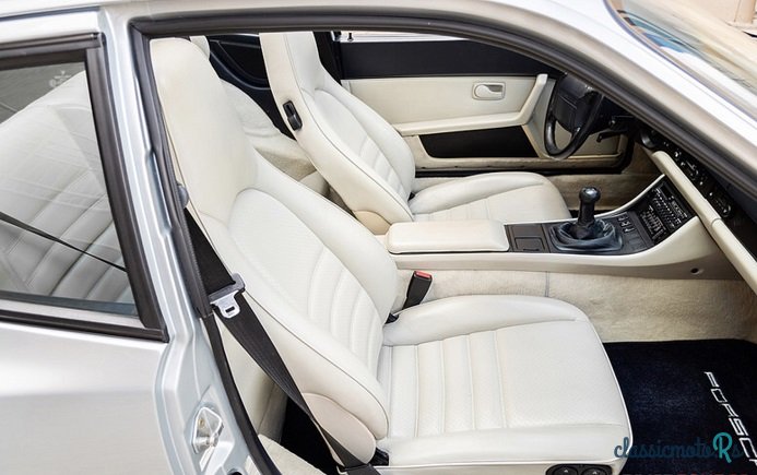 1988' Porsche 944 Turbo S photo #3