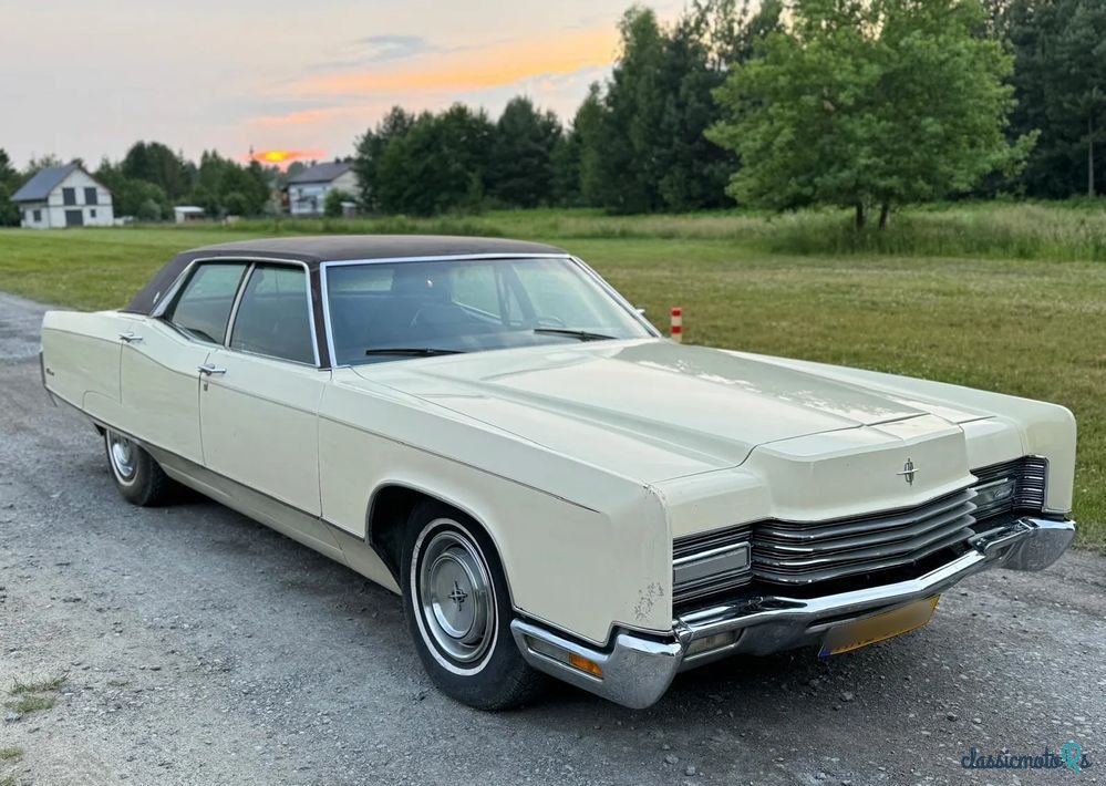 1970' Lincoln Continental photo #1