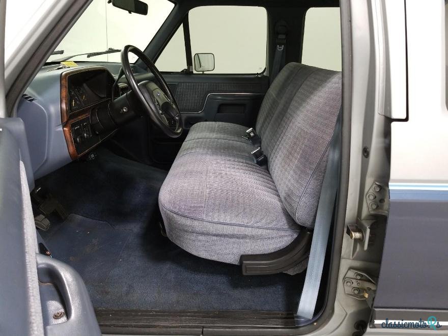 1989' Ford E-350 and Econoline 350 photo #4