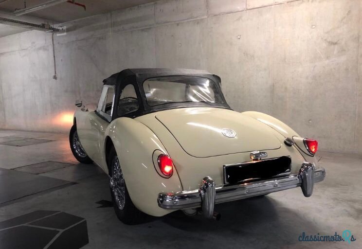 1956' MG MGA photo #3