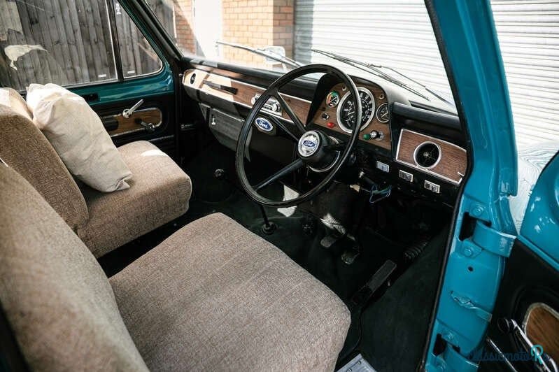 1974' Ford Mustang photo #2