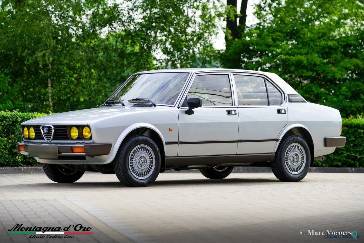1983' Alfa Romeo Alfetta photo #3