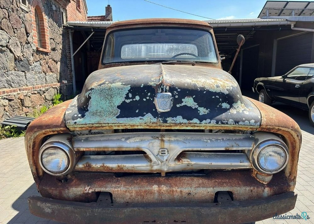 1953' Ford F-100 photo #2