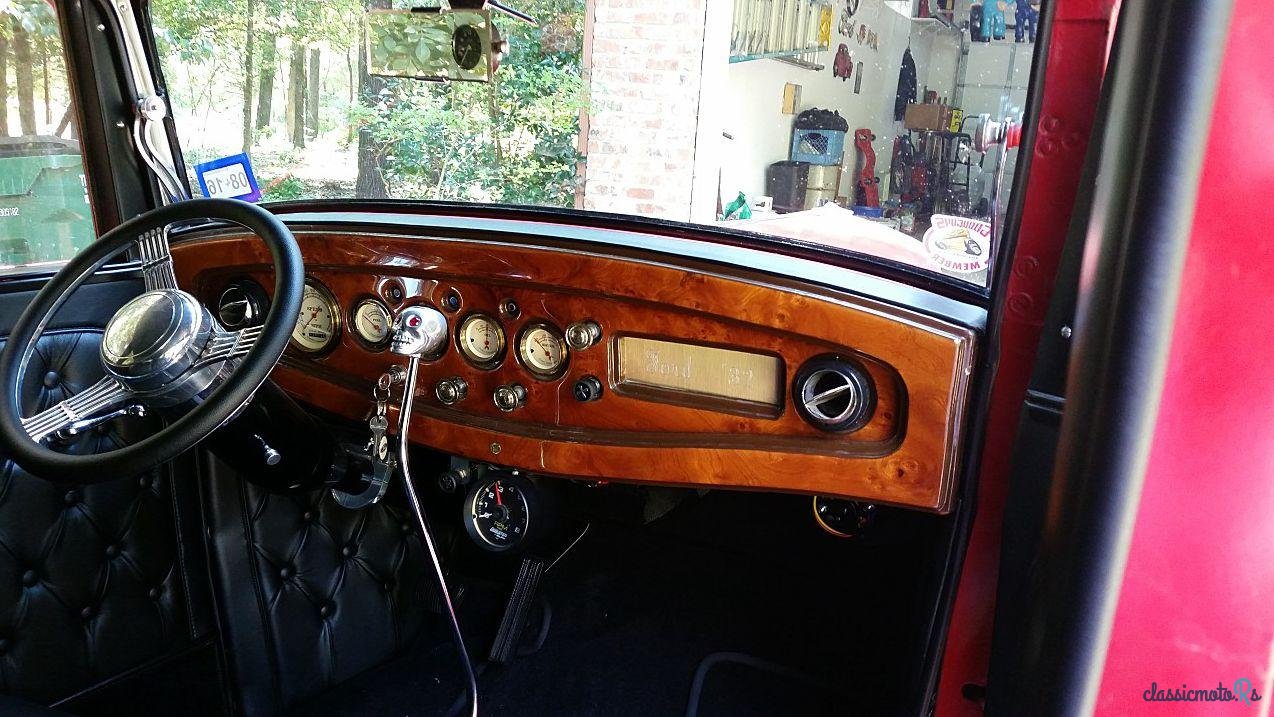 1932' Ford Model B photo #4