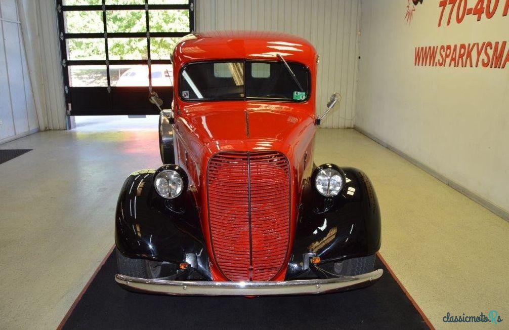1937' Ford Sedan Delivery photo #1