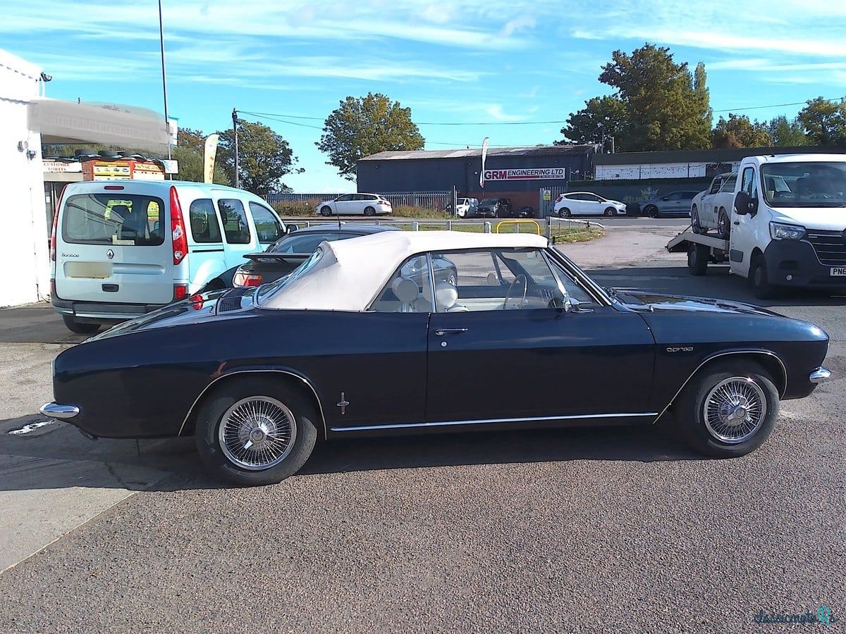 1965' Chevrolet Corvair photo #5