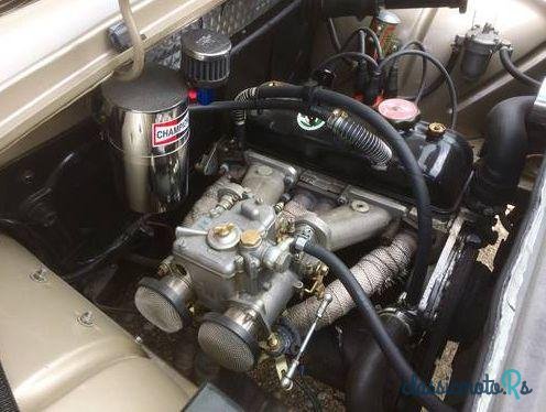 1960' Renault 8 1964 Renault 8 photo #1