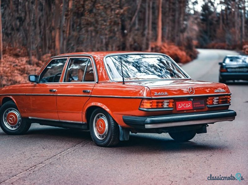 1977' Mercedes-Benz 240 photo #6