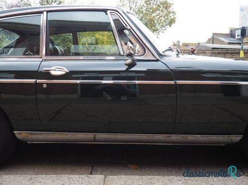 1975' MG Mgb Gt B Gt photo #4