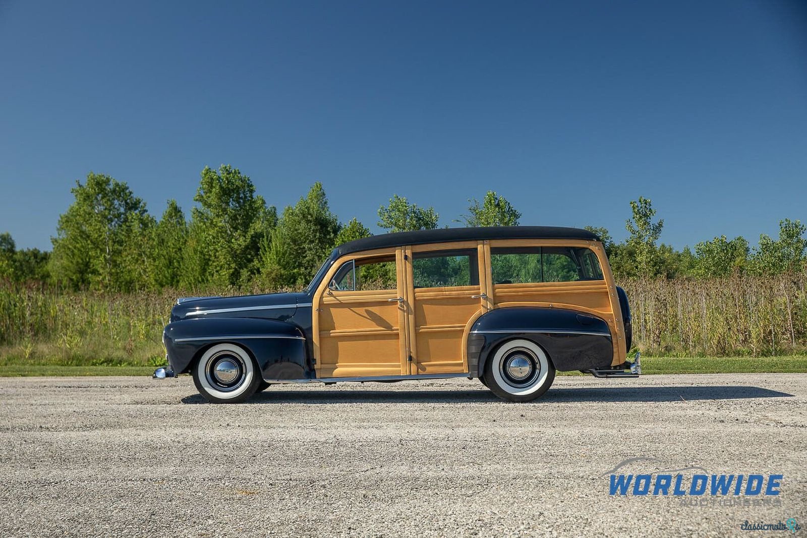 1947' Ford Super Deluxe photo #6