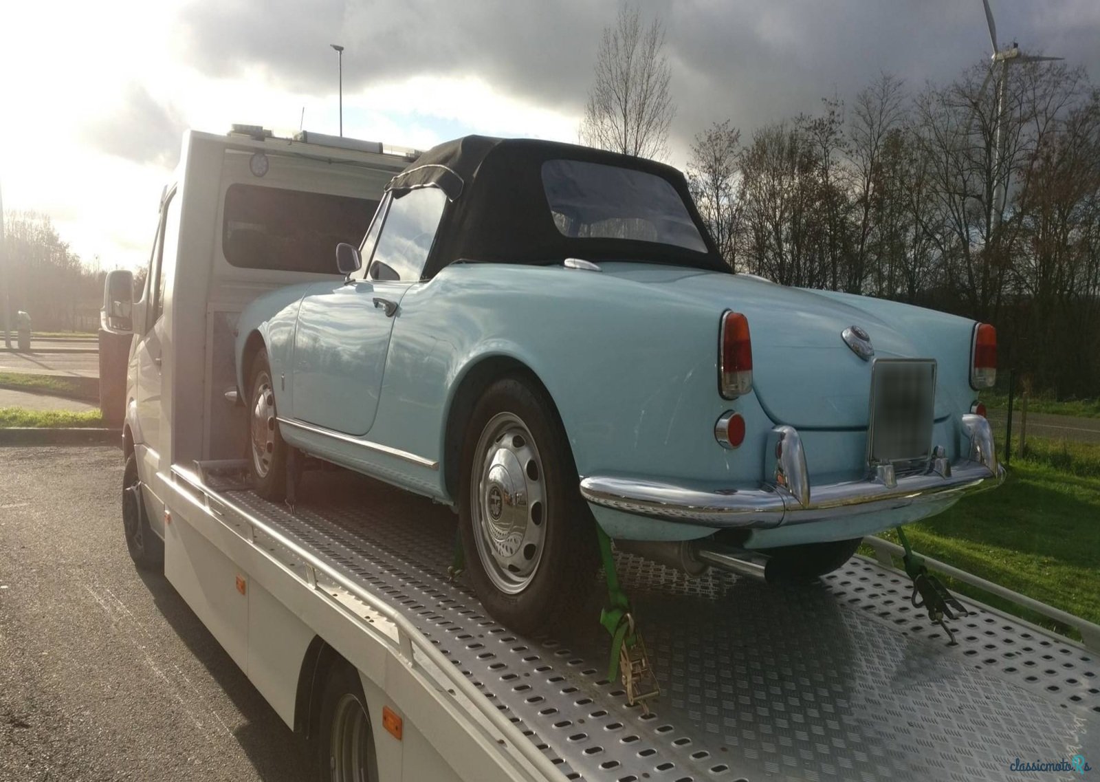 1961' Alfa Romeo Giulietta Spider Veloce photo #4